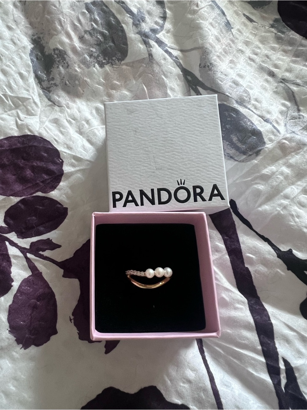 Pandora Ring